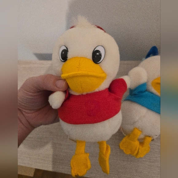 Vintage Disney Duck Tales Dewey Louie Plush Stuffed Animal Collectible Toys TOMY - Picture 11 of 11